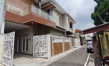 Rumah Solo kota Surakarta dekat paragon mall manahan grand mall