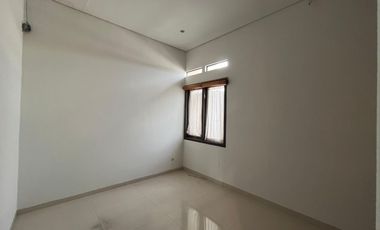 Rumah jajar alila dekat fajar indah colomadu