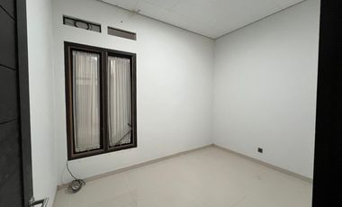 Rumah jajar alila dekat fajar indah colomadu