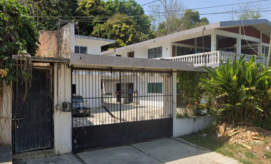 Casa A Precio De Remate Bancario En C. Tuxpan, Benito Juárez, Papantla de Olarte, Ver.