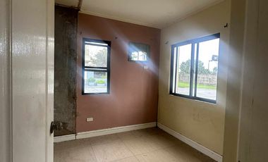 MOVE-IN READY FORECLOSED HOUSE FOR SALE!