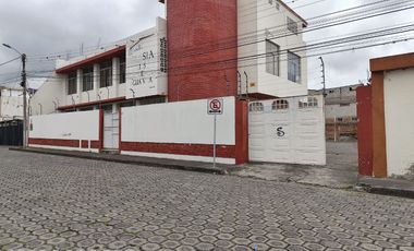 RENTA DE SALONES DE EVENTOS, PARQUEADEROS, LOCALES COMERCIALES EN EL CENTRO DE IBARRA