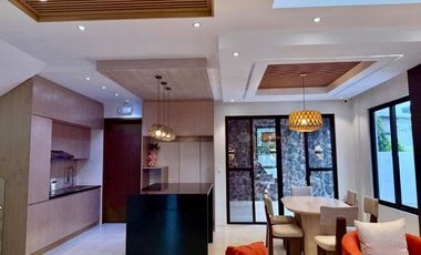 Elegant Modern Minimalist house with swimming pool