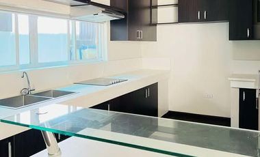 Duplex House for Lease in San Lorenzo Village, Makati City