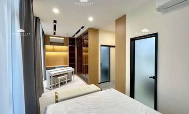 Condominium For Sale | Acqua Private Residences, Mandaluyong City