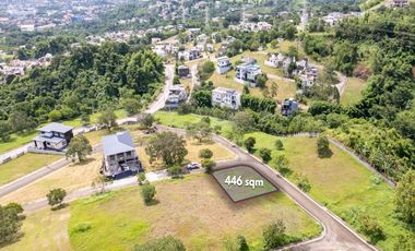 The Peak at Havila Corner Lot for Sale in Rizal Facing City view