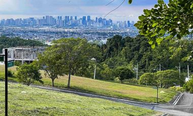 The Peak at Havila Corner Lot for Sale in Rizal Facing City view