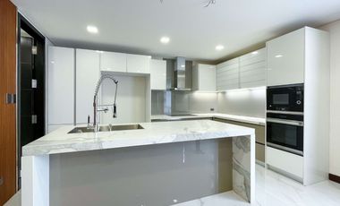 4BR Townhouse Inner Unit for Sale at New Manila in QC, Quezon City