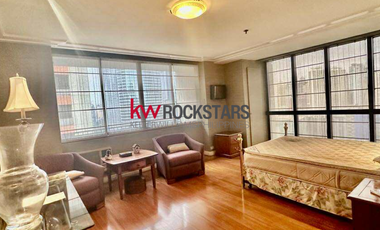 300 sqm. Luxury 4 Bedroom Bi-Level Unit For Sale at Skyland Plaza Tower Makati