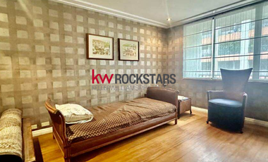 300 sqm. Luxury 4 Bedroom Bi-Level Unit For Sale at Skyland Plaza Tower Makati