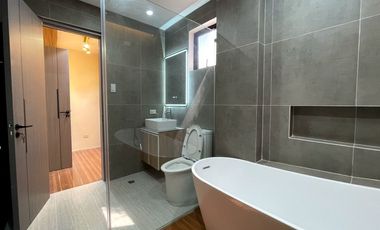 4-Bedroom 4BR House and Lot For Sale in Cupang, Rizal at Ponte Verde Royale