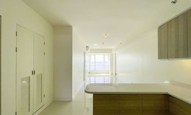 Oak Harbor Residences Condo for Sale in Paranaque 1BR-3BR, and Penthouse Unit