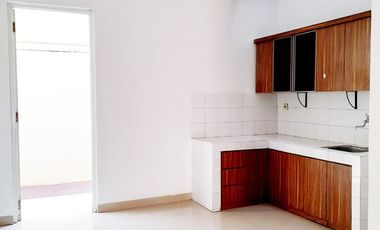 sewa rumah di tangerang kota. modernland. 3 KT.dekat bandara soekarno hatta. dekat pasar lama tangerang, tangcity, rs mayapada, metropolis town square