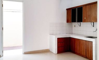 sewa rumah di tangerang kota. modernland. 3 KT.dekat bandara soekarno hatta. dekat pasar lama tangerang, tangcity, rs mayapada, metropolis town square