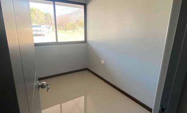 Parcela con casa, Rol propio luz y agua