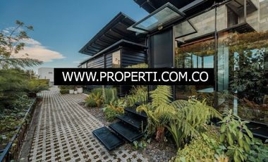 Casa en Arriendo Sector Loma del Escobero - Envigado