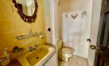 KENNEDY VIEJA, vendo o alquilo casa 5 dormitorios, $4500/$460.000