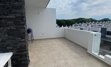 RENTO CASA AMUEBLADA EN RESIDENCIAL CUMBRES, BOCA DEL RÍO, VERACRUZ