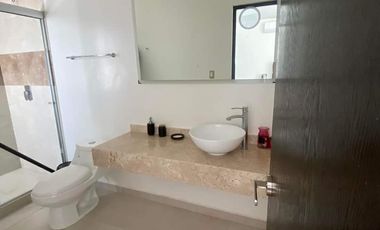 RENTO CASA AMUEBLADA EN RESIDENCIAL CUMBRES, BOCA DEL RÍO, VERACRUZ