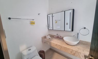 RENTO CASA AMUEBLADA EN RESIDENCIAL CUMBRES, BOCA DEL RÍO, VERACRUZ