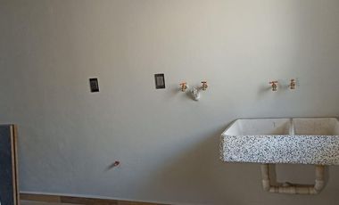 Casa en Venta en Fraccionamiento Montjuic, Metepec – Excelente Ubicación y Amplios Espacios