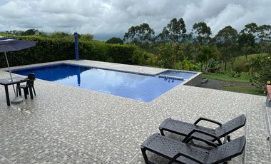 Hermosa Casa de Campo Amoblada