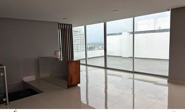 Penthouse en Venta - Torre La Cima