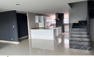 Penthouse en Venta - Torre La Cima