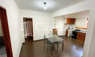 CASA EN VENTA RAWSON AL 600