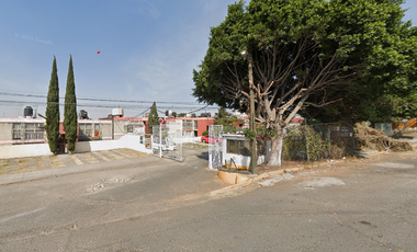 Casa en condominio en venta Col. Jardines de la Cañada Tultitlan