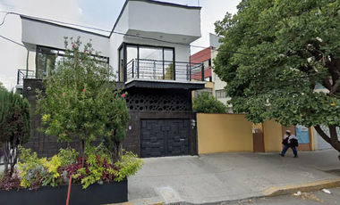 CASA EN REMATE EN VENUSTIANO CARRANZA JARDIN BALBUENA
