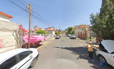 CASA EN CALLE MINA DE ETZATLÁN, UNIDAD SAN BUENAVENTURA, ESTADO DE MÉXICO. ¡NO CRÉDITOS!