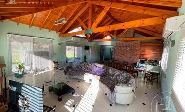 HERMOSA CASA EN VENTA EN FRANCISCO ALVAREZ