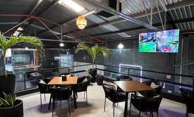 ¡Bodega / Salón de Fiestas en Venta!