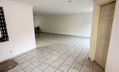 CASA EN RENTA EN JARDINES DE BELLAVISTA