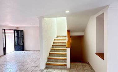 CASA EN RENTA EN JARDINES DE BELLAVISTA