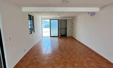 CASA EN RENTA EN JARDINES DE BELLAVISTA