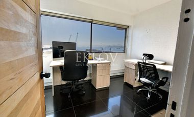 Oficina en barrio puerto, Valparaiso con vista al mar