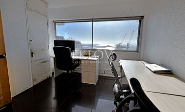 Oficina en barrio puerto, Valparaiso con vista al mar