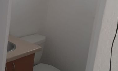 RENTA DE CASA EN PALMARES, CERCA DE ANTEA Y VIALIDADES, SEGURIDAD