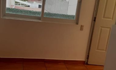 RENTA DE CASA EN PALMARES, CERCA DE ANTEA Y VIALIDADES, SEGURIDAD