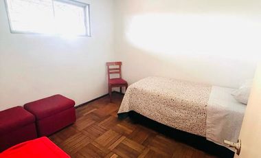 Lindo y bien tenido depto 4to piso, 2D, 1b, logia con conex lavadora