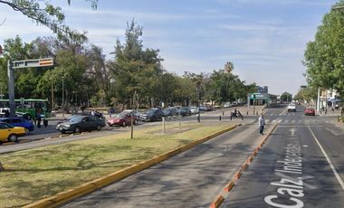 Inversión Segura y Rentable en Bienes Raíces, Bodega en Col. La Perla, Guadalajara, Jalisco.
