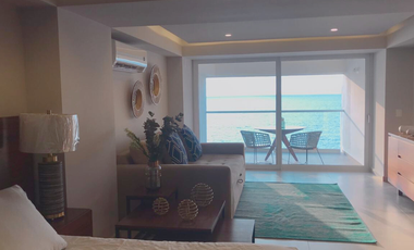 ¡Vive frente al mar en Puerto Vallarta!