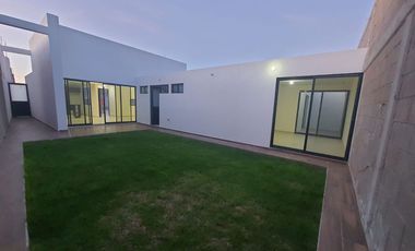 CASAS EN VENTA UNA PLANTA REAL DEL POTOSI