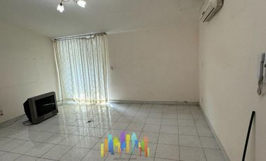 CASA EN RENTA EN LOMAS DE GUEVARA