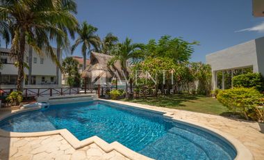 Casa en venta y renta, Isla Dorada, Zona Hotelera Cancun