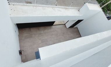 CASA EN VENTA EN FRACCIONAMIENTO SAN PREDRO POPULAR CERCA DEL MIRADOR