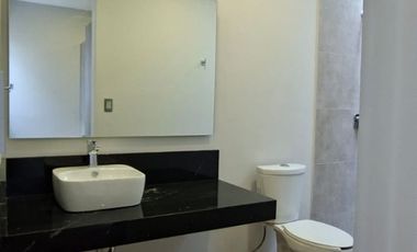 CASA EN VENTA EN FRACCIONAMIENTO EL DIAMANTE