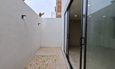 CASA EN VENTA EN FRACCIONAMIENTO EL DIAMANTE
